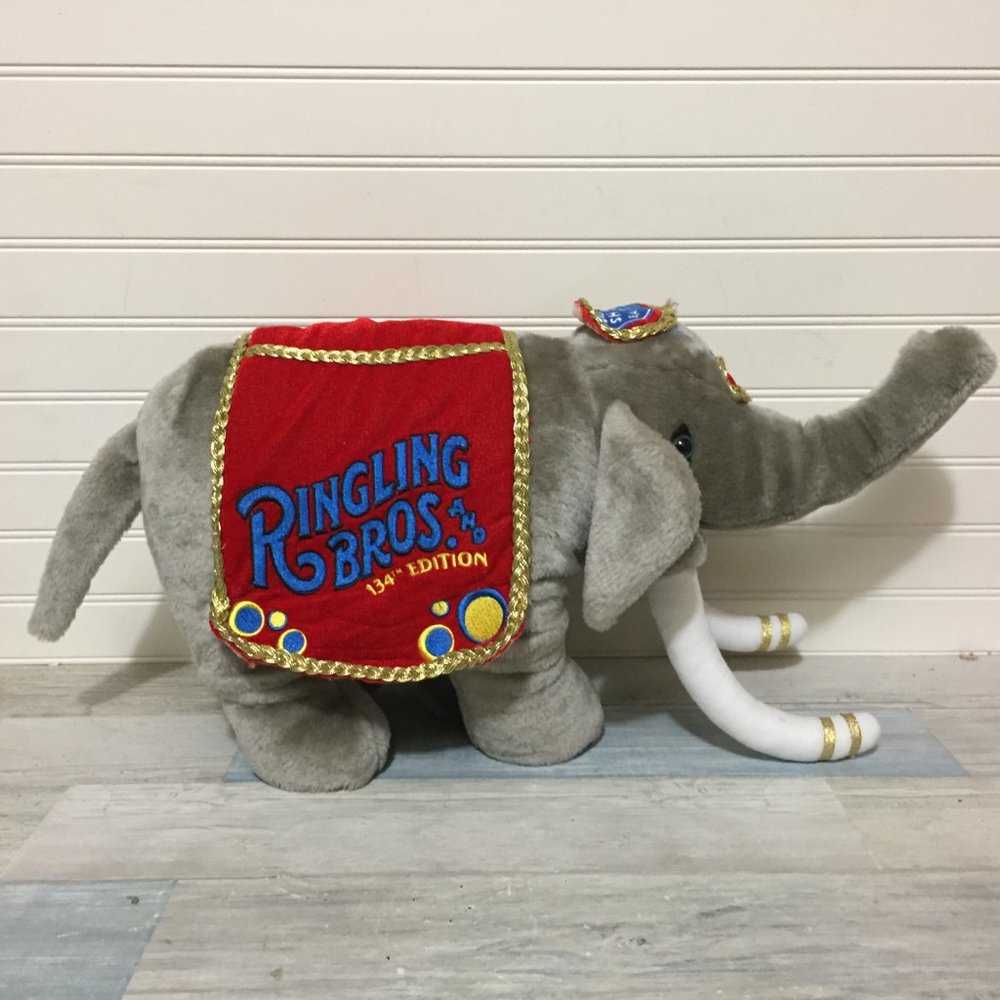 Barnum & Bailey Circus Elephant Plush 134th Edition 20" Stuffed Animal Toy - Picture 2 of 8